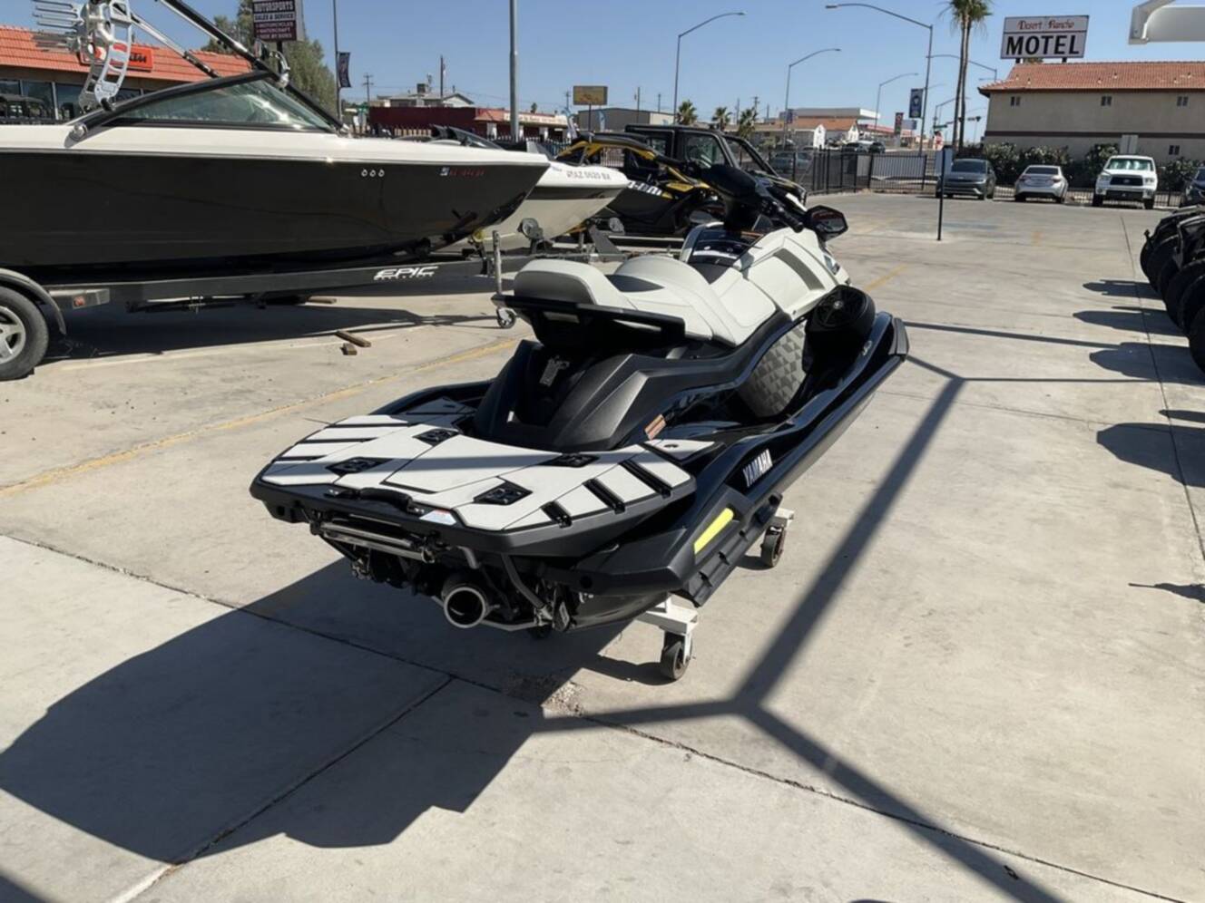 A photo of this 2026 Yamaha Waverunners VX Cruiser® HO with Audio