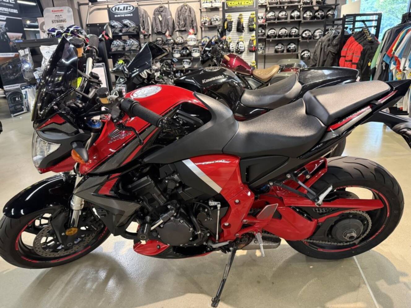 A photo of this 2015 Honda® CB1000R