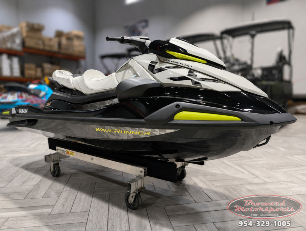2026 Yamaha Waverunners VX Cruiser® HO in fort lauderdale FL