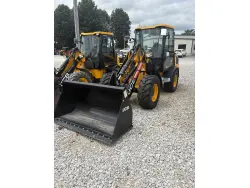 2025 JCB 407 Agri