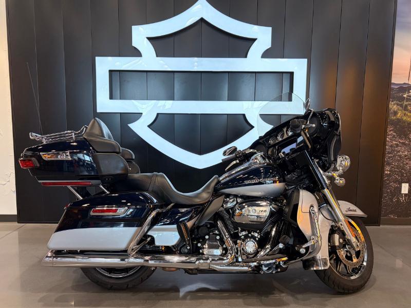 2019 Harley-Davidson ULTRA LIMITED LOW Touring motorcycle