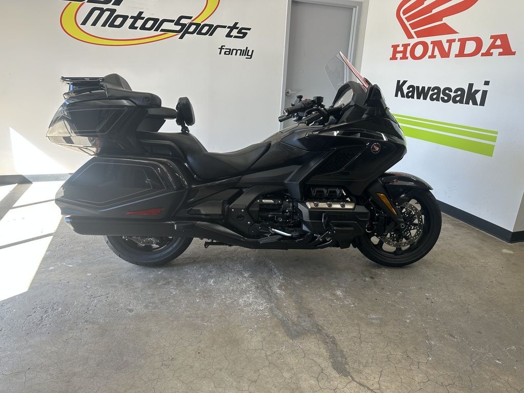 2026 Honda® Gold Wing Tour Automatic DCT 1800 TOUR AUTOMATIC DCT in Barrington, IL