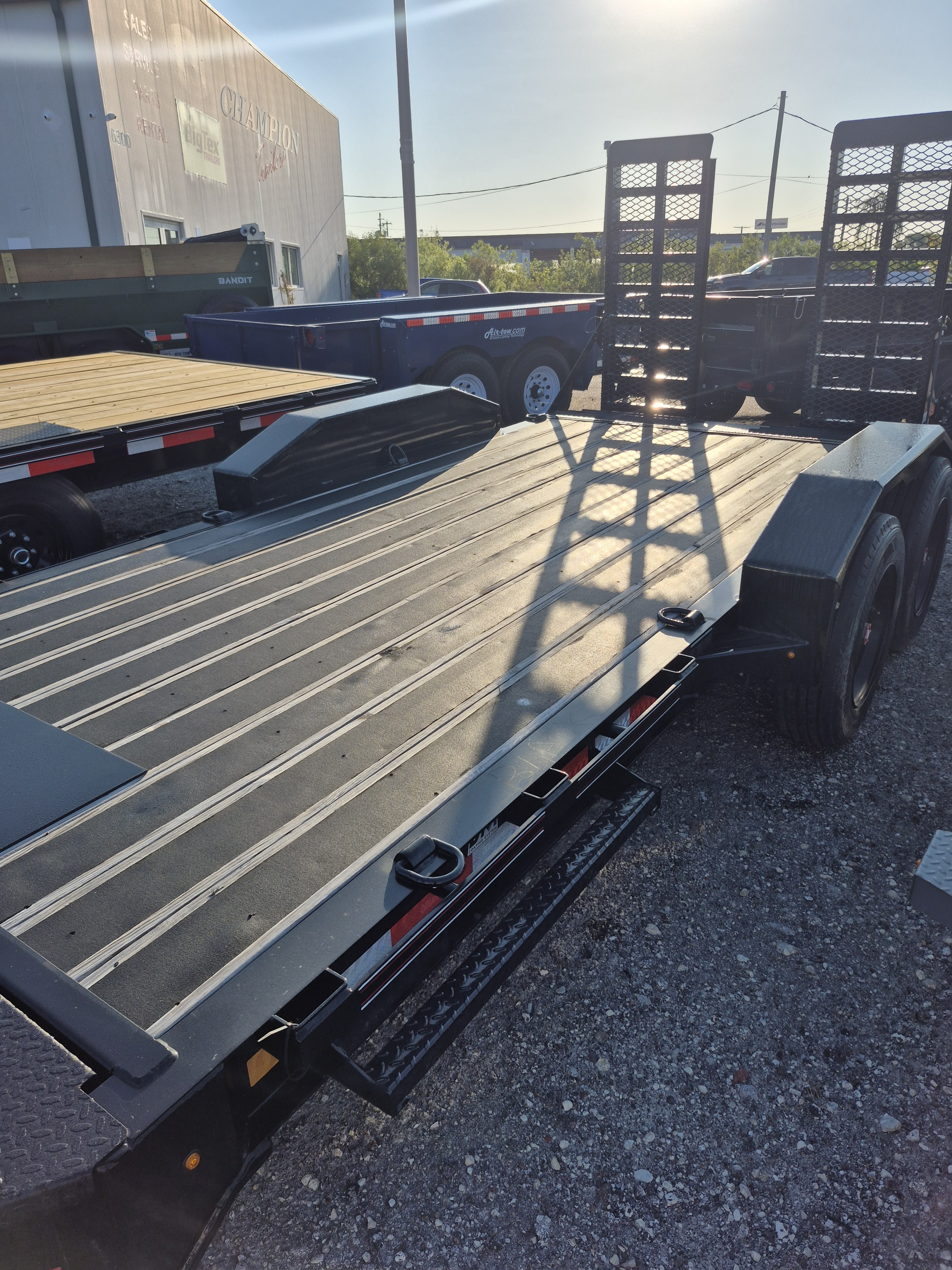 2025 Diamond C Trailer MFG. LPX208-16 XTRA WIDE HD FLIP in Tampa, FL