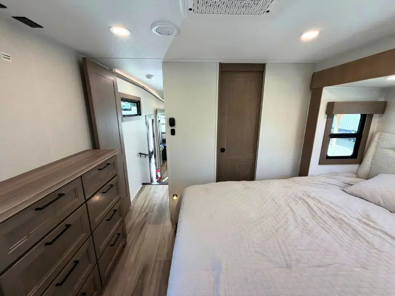 2027 KZ RV Durango D304MKT