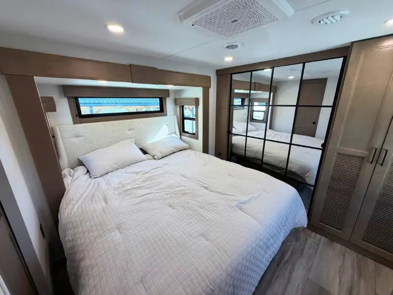2027 KZ RV Durango D304MKT