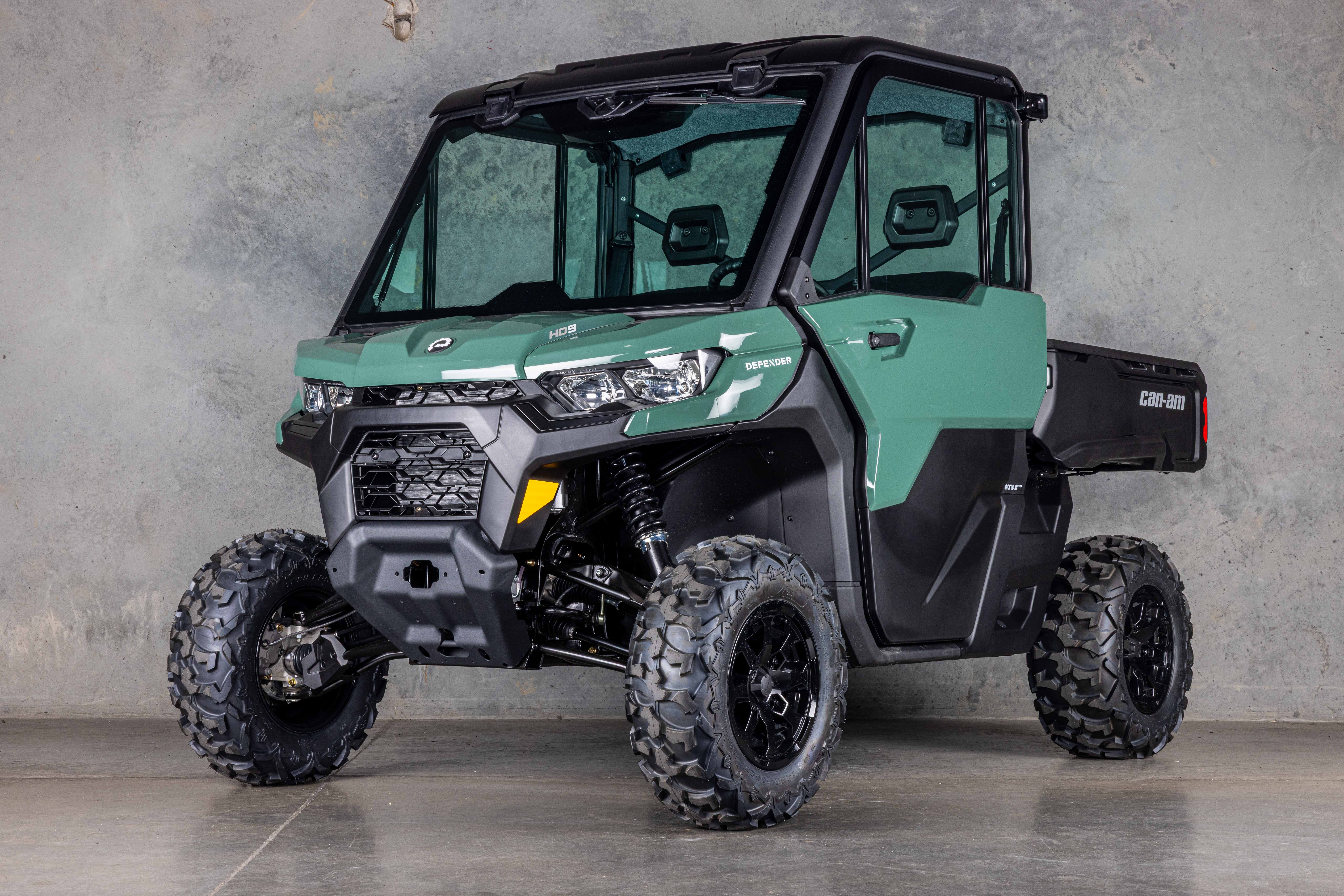 2027 Can-Am DEFENDER DPS CAB HV HD9 350182 UTV/Utility ATV
