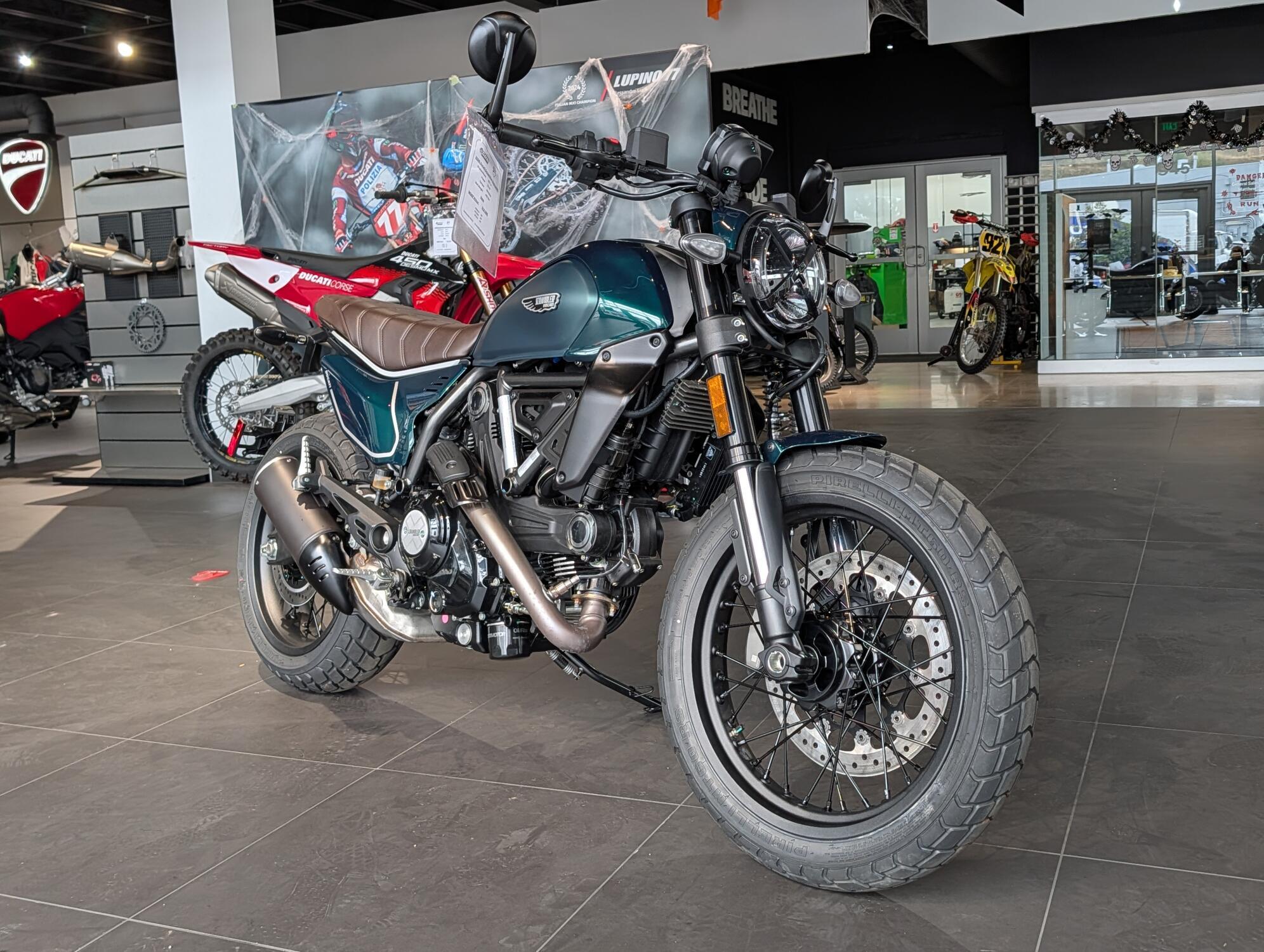 2027 Ducati Scrambler Nightshift NIGHTSHIFT in Colorado Springs, CO