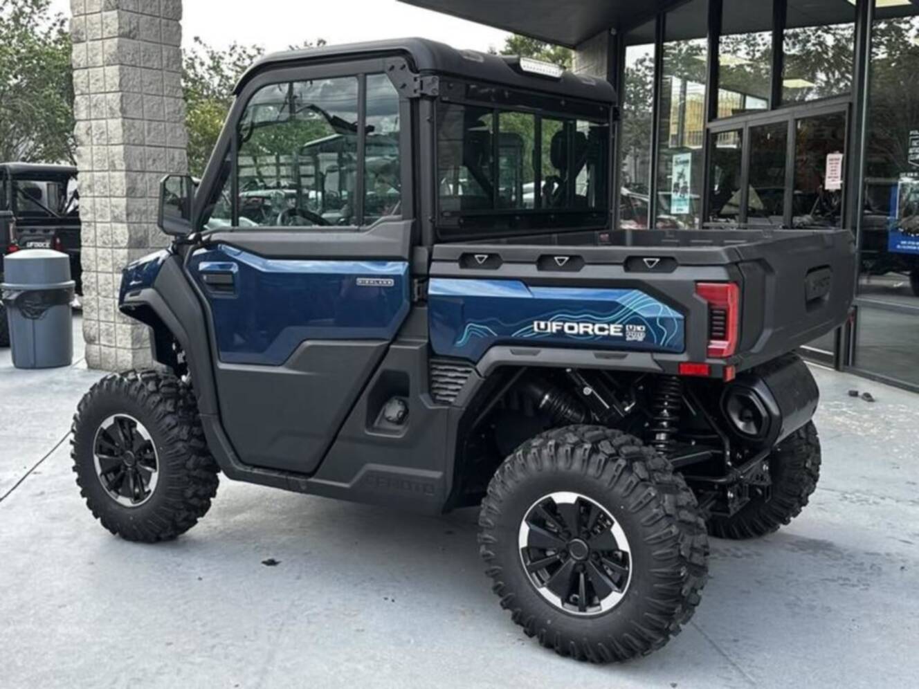 A photo of this 2027 CFMOTO UFORCE U10 Pro Highland EPS