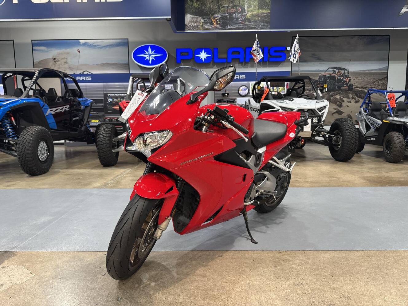 A photo of this 2015 Honda INTERCEPTOR DELUXE