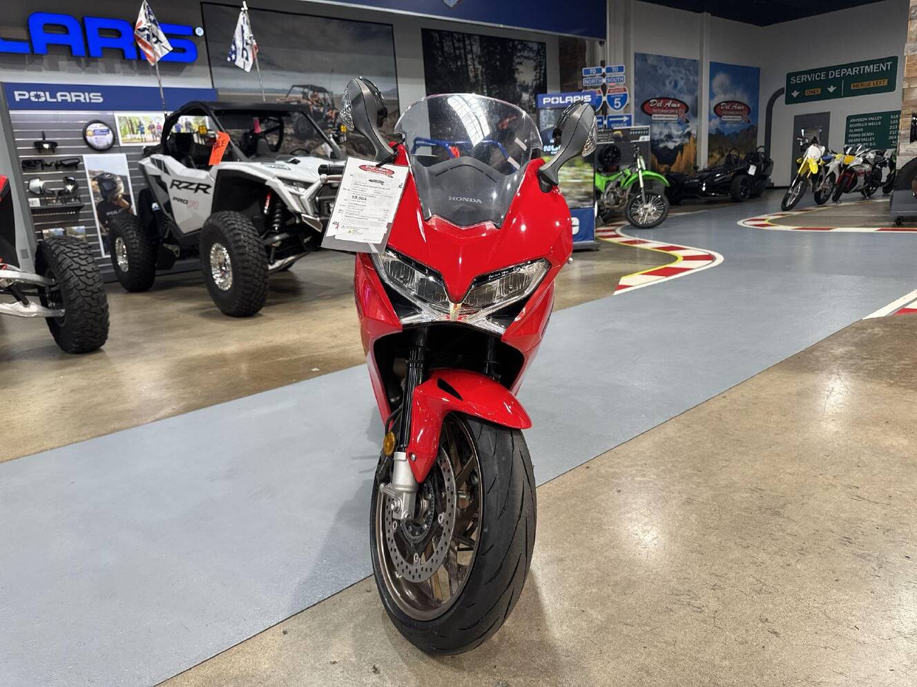 A photo of this 2015 Honda INTERCEPTOR DELUXE