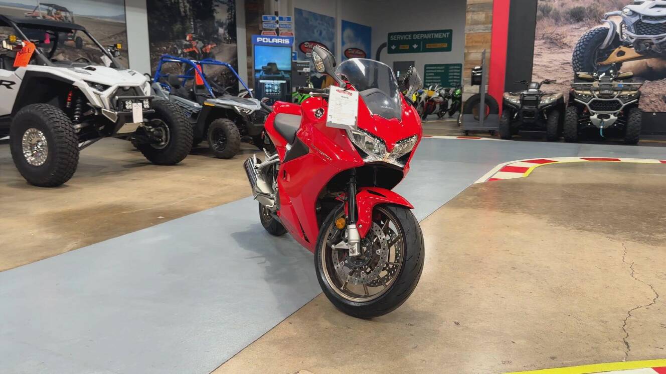 A photo of this 2015 Honda INTERCEPTOR DELUXE