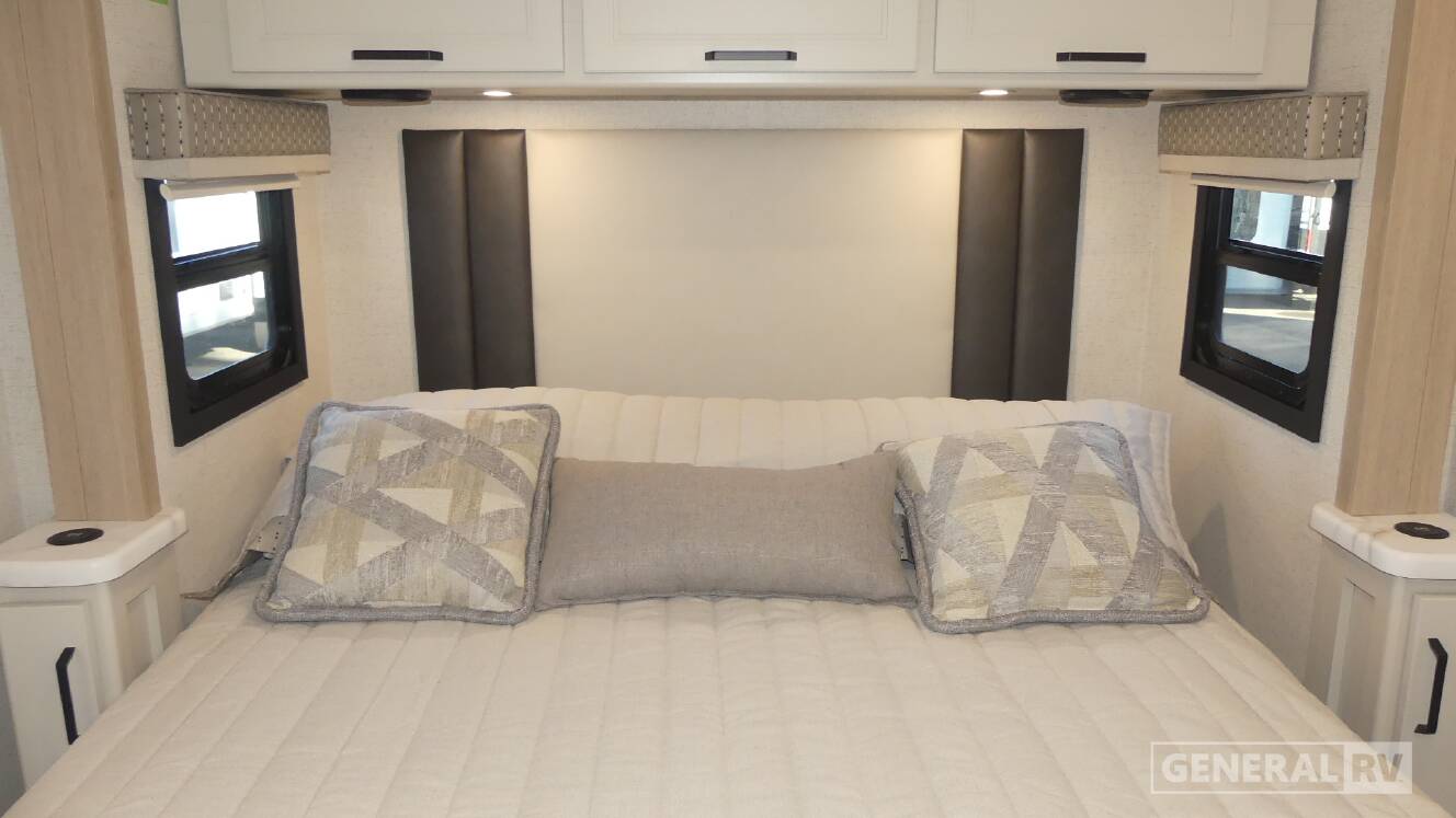 A photo of this 2027 Thor Motor Coach Palazzo 37.5