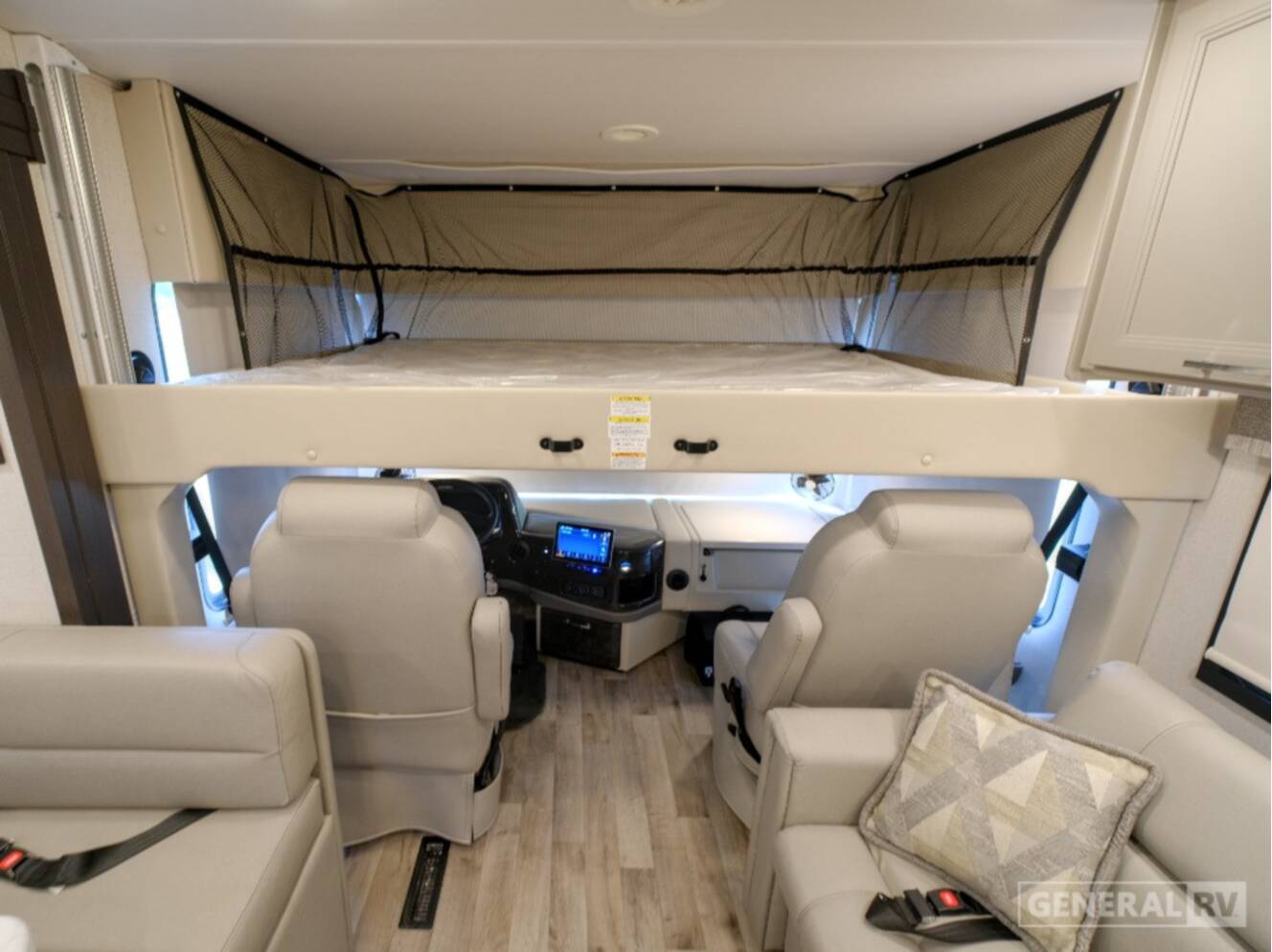 A photo of this 2026 Thor Motor Coach PALAZZO GT 33.6