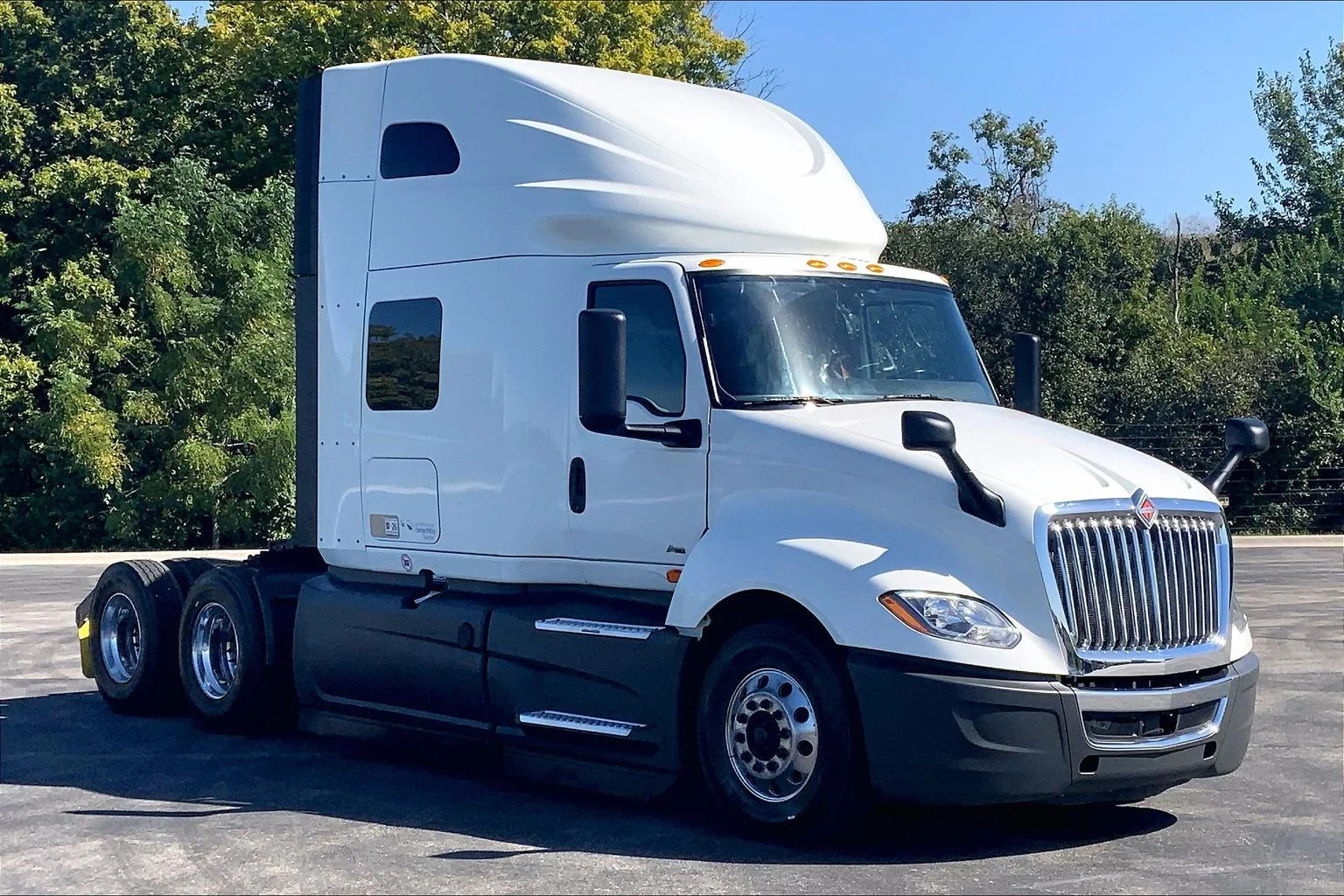 2021 INTERNATIONAL LT625 6x4 in Joliet, IL