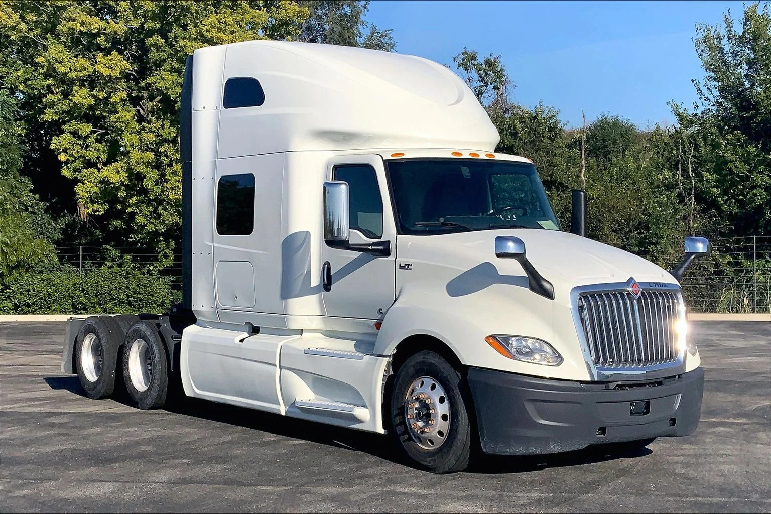 2022 INTERNATIONAL LT625 6x4 in Joliet, IL