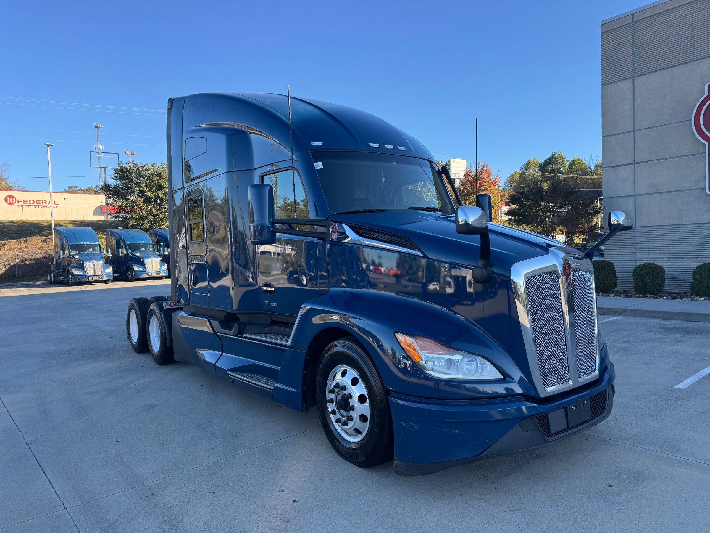 2024 KENWORTH T680 in Kingsport, TN