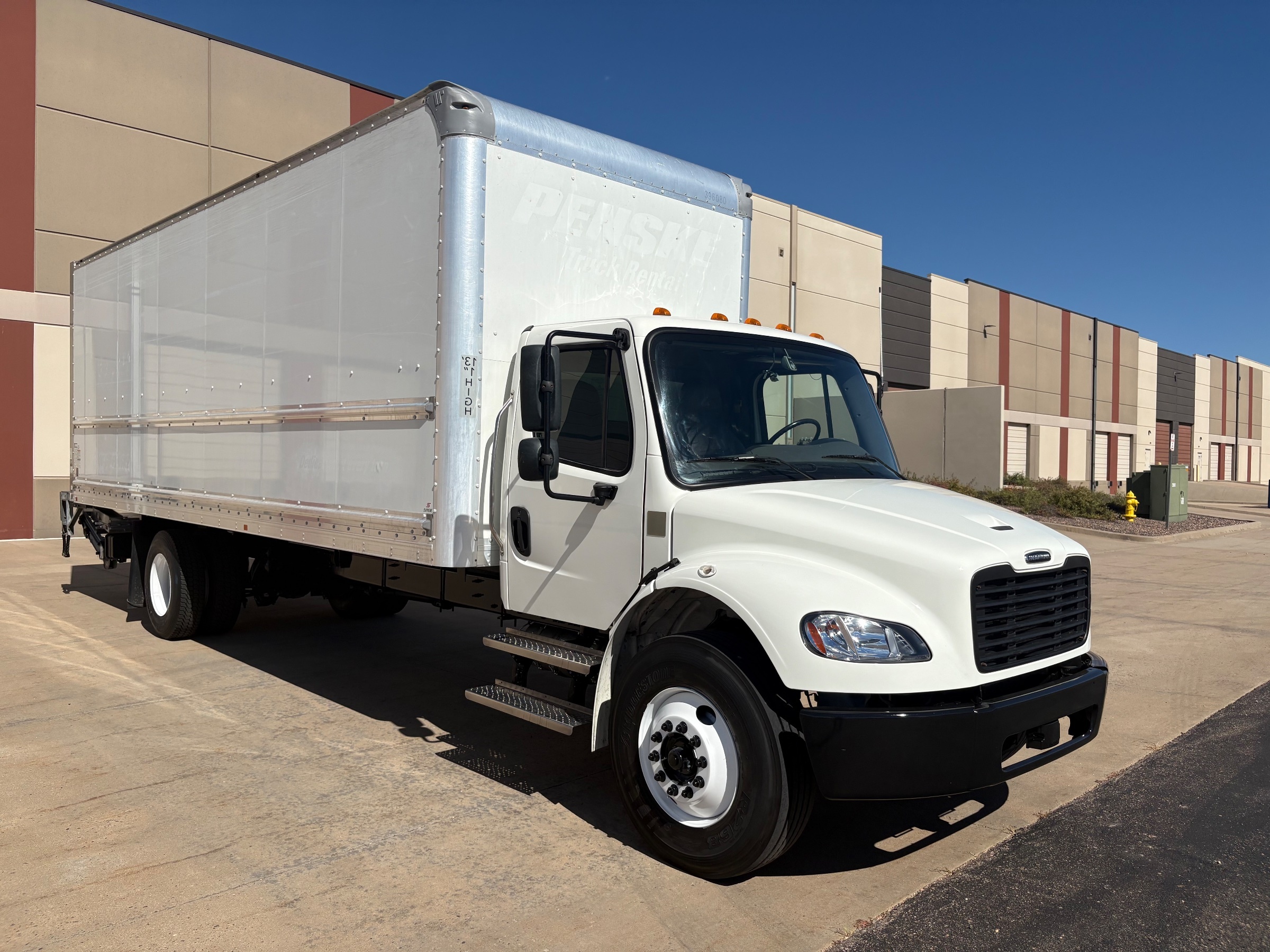 2022 FREIGHTLINER BUSINESS CLASS M2 106 in Englewood, CO