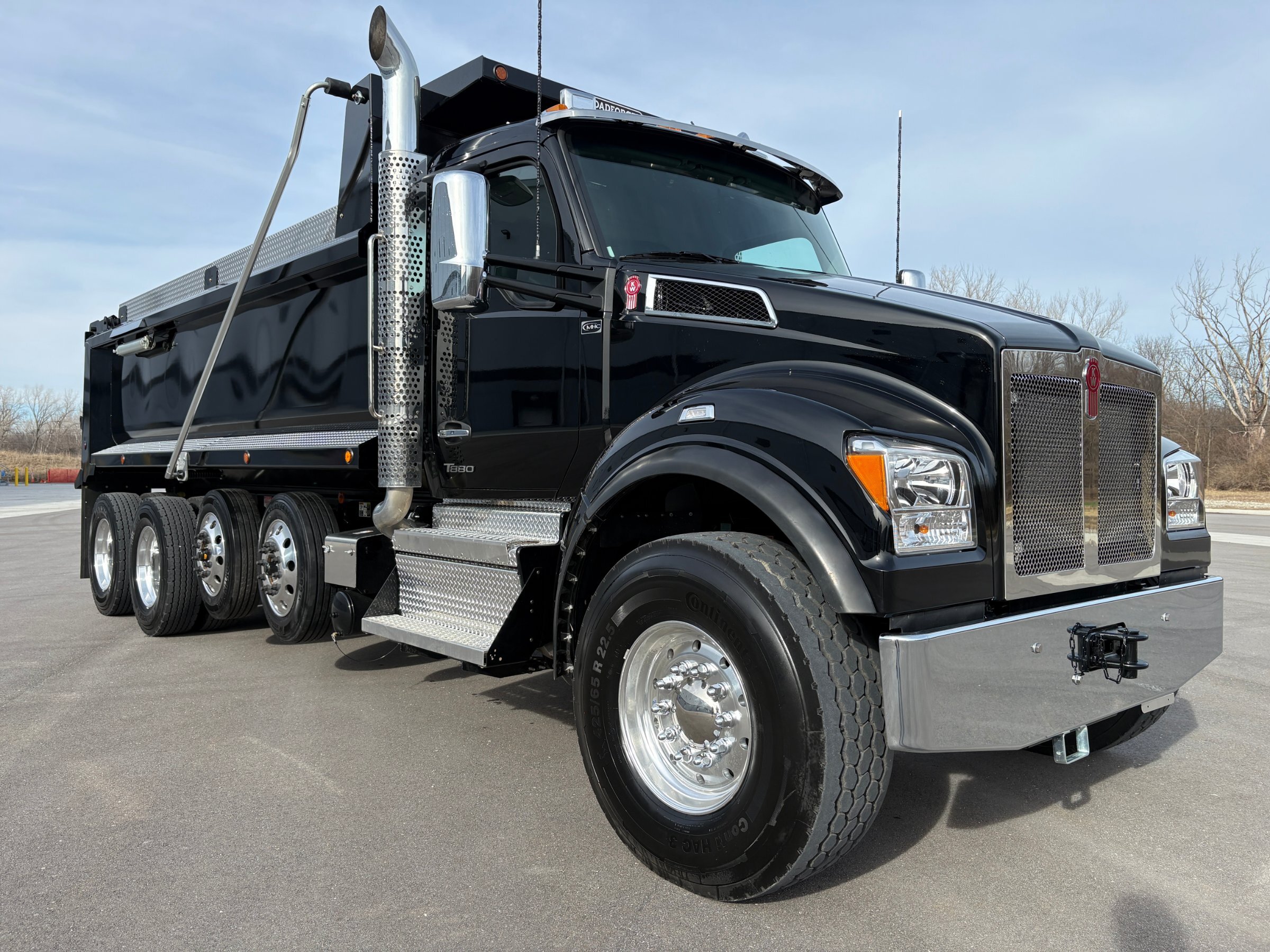 2027 KENWORTH T880S in Kansas City, MO