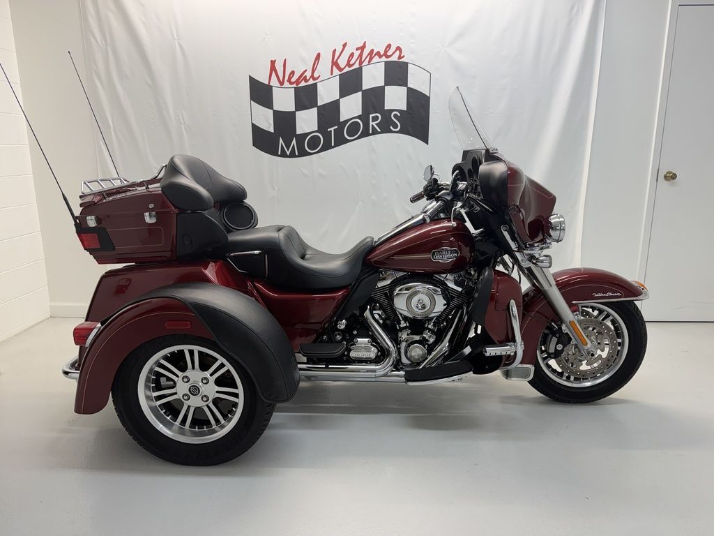 2010 Harley-Davidson® FLHTCUTG - Tri Glide® Ultra Classic® ULTRA CLASSIC in Winston Salem, NC