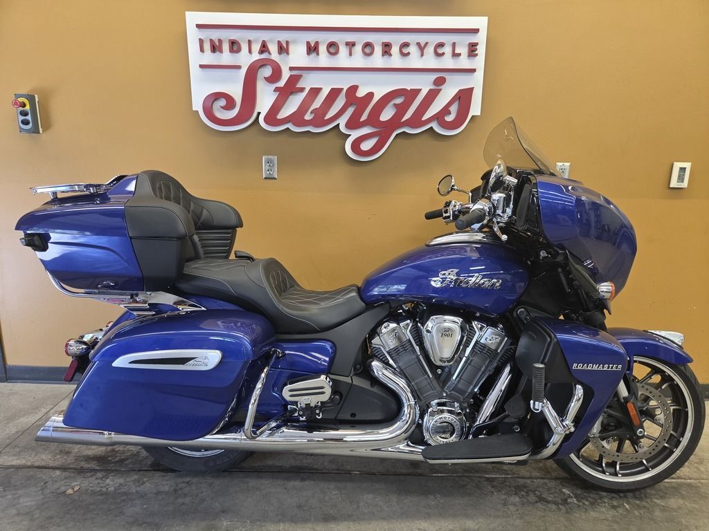 2025 Indian Motorcycle® Roadmaster® PowerPlus Limited Spirit Blue Metallic LIMITED in Sturgis, SD