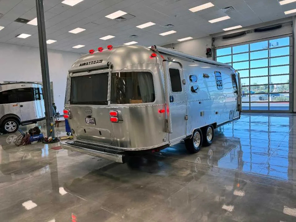 2027 Airstream GLOBETROTTER 25FB in chandler AZ
