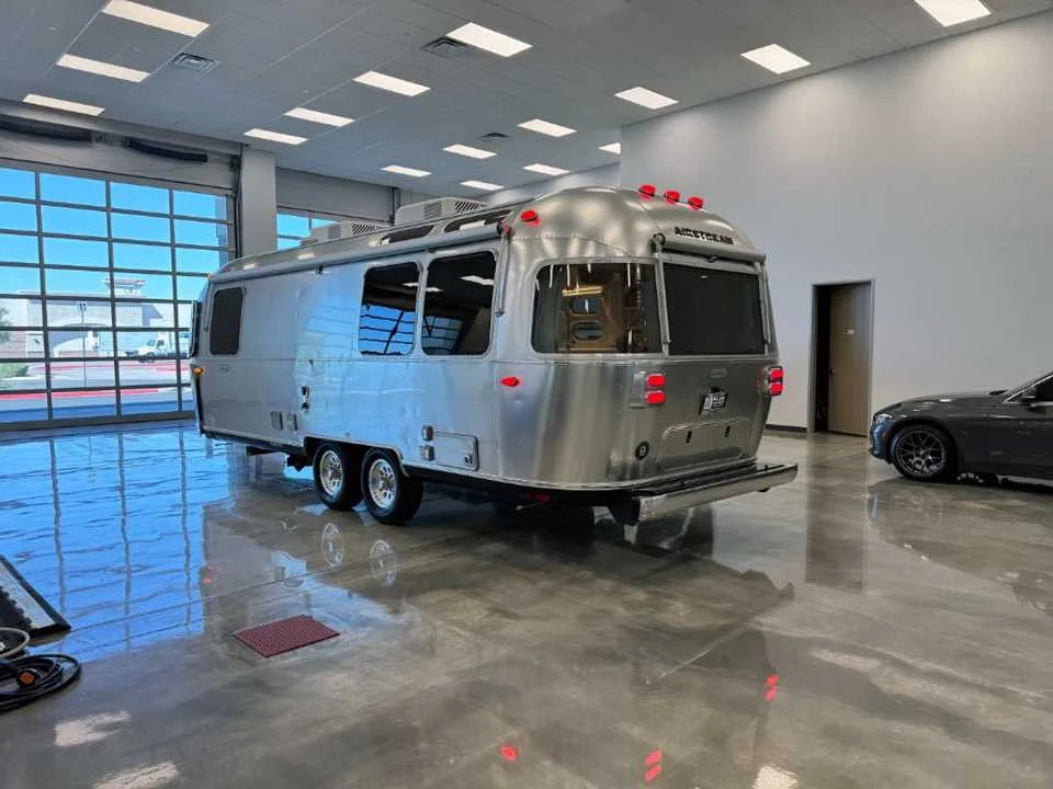 2027 Airstream GLOBETROTTER 25FB in chandler AZ