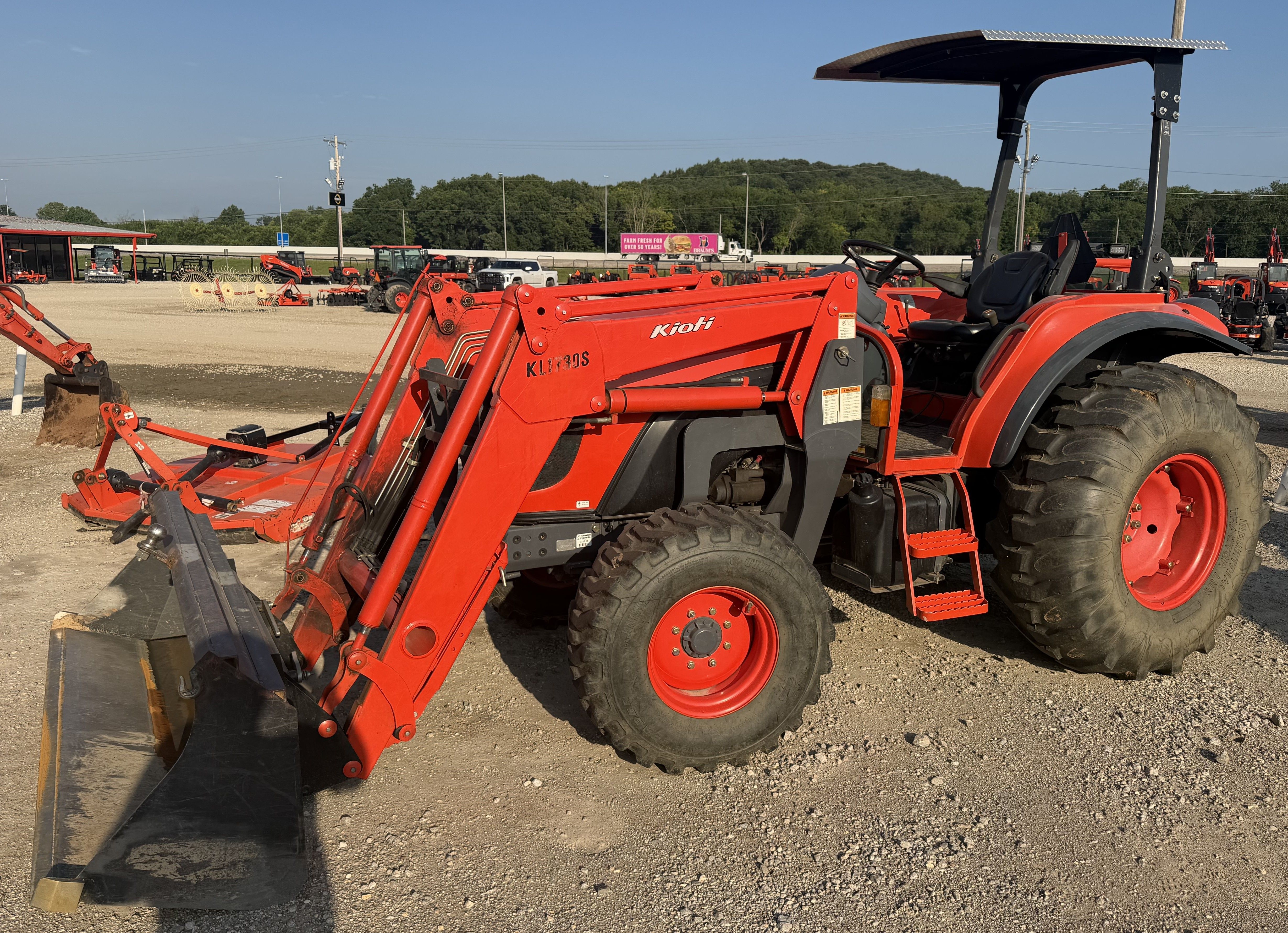 2007 KIOTI DK65S in Springdale, AR