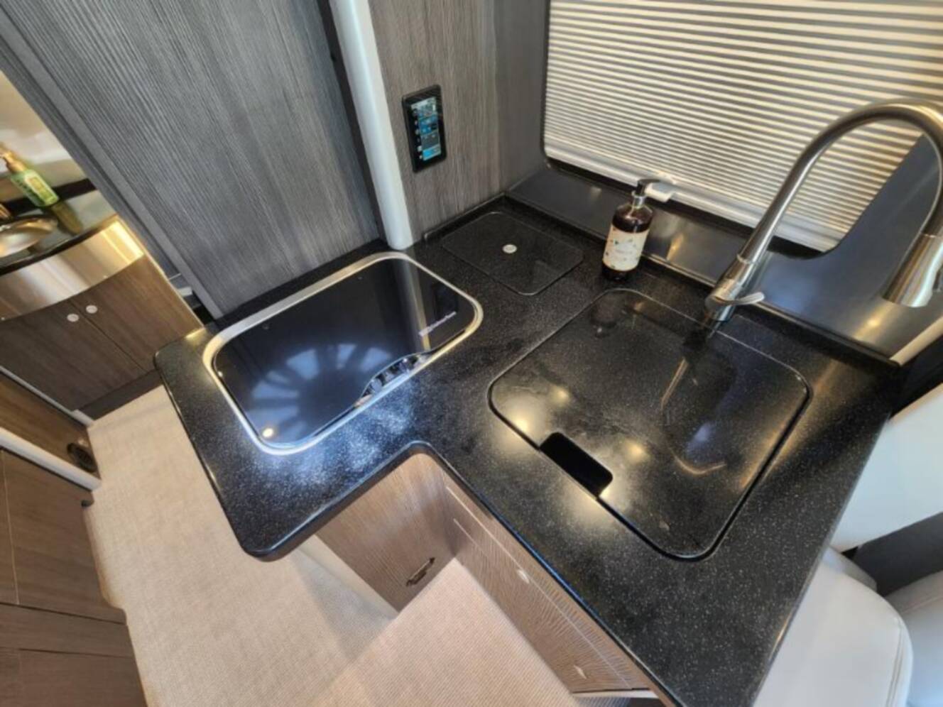 A photo of this 2021 Airstream Atlas MURPHY SUITE