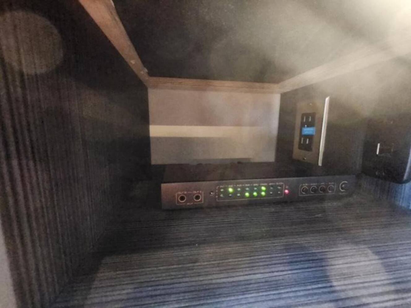 A photo of this 2021 Airstream Atlas MURPHY SUITE