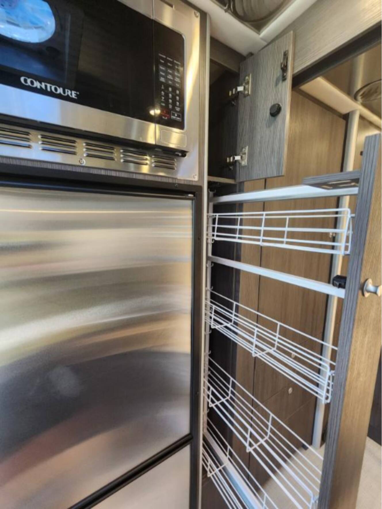 A photo of this 2021 Airstream Atlas MURPHY SUITE