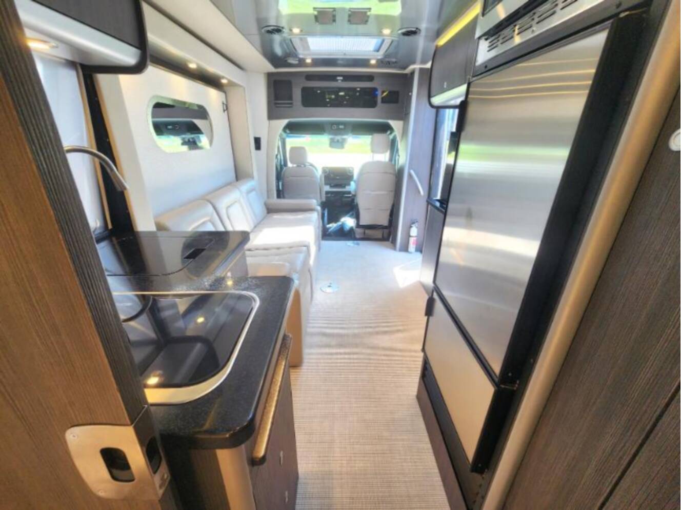 A photo of this 2021 Airstream Atlas MURPHY SUITE
