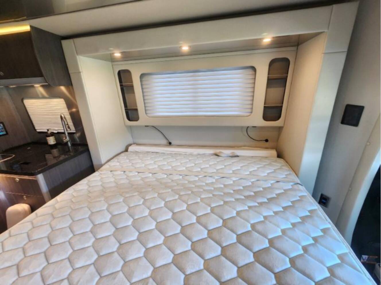 A photo of this 2021 Airstream Atlas MURPHY SUITE
