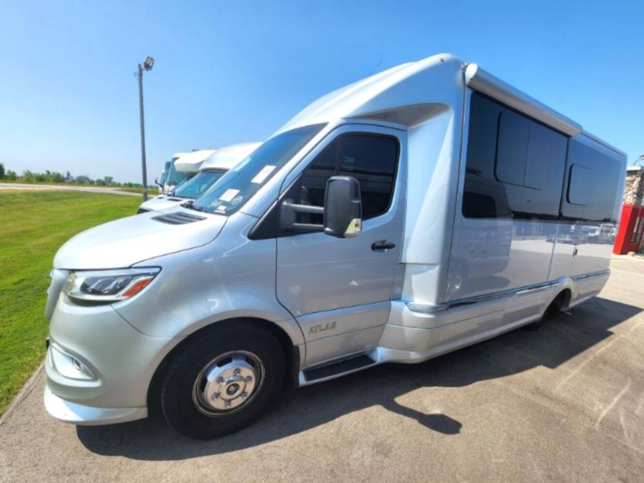 A photo of this 2021 Airstream Atlas MURPHY SUITE