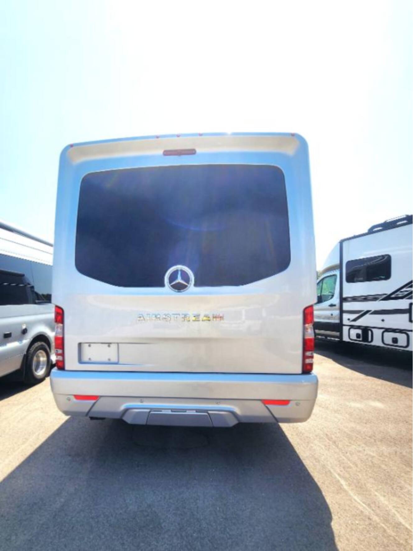 A photo of this 2021 Airstream Atlas MURPHY SUITE