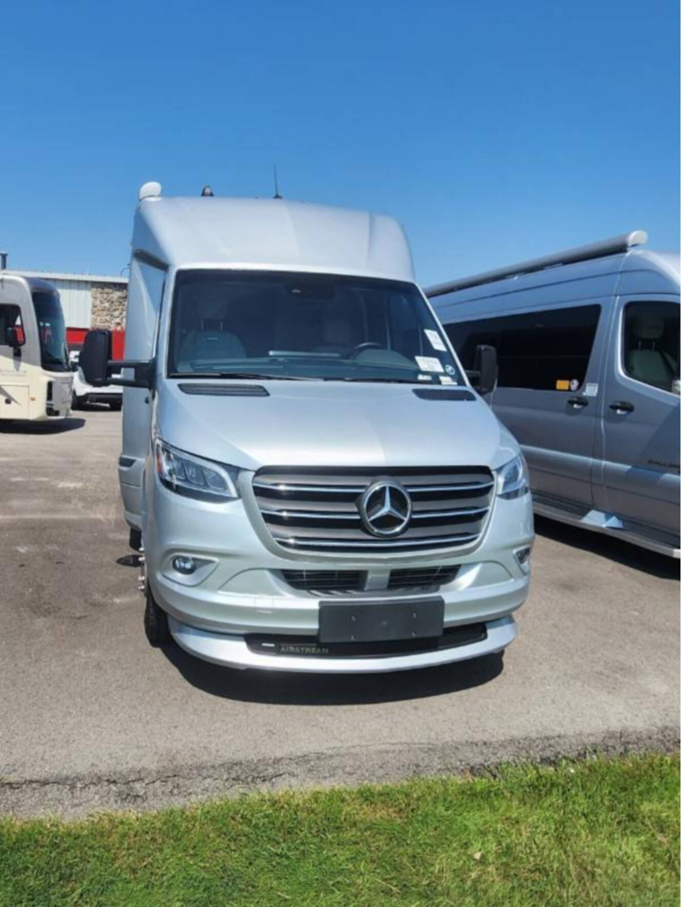 A photo of this 2021 Airstream Atlas MURPHY SUITE
