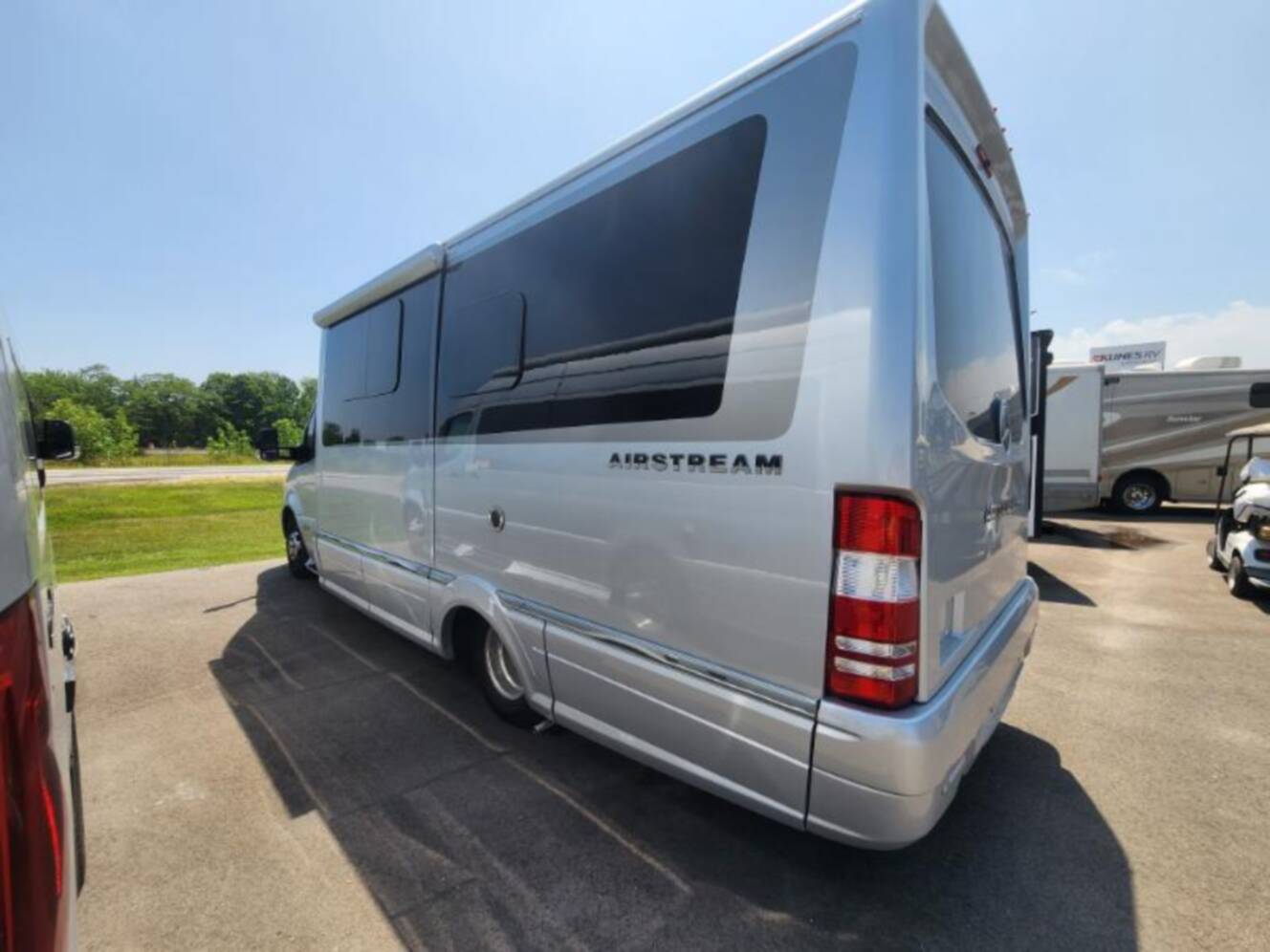 A photo of this 2021 Airstream Atlas MURPHY SUITE