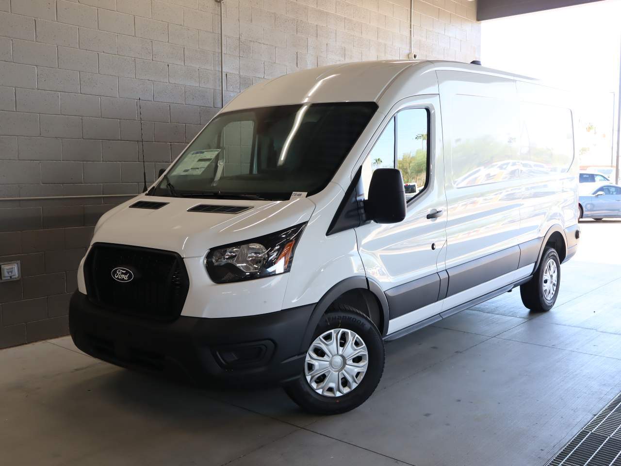 2027 FORD TRANSIT 250 in Scottsdale, AZ