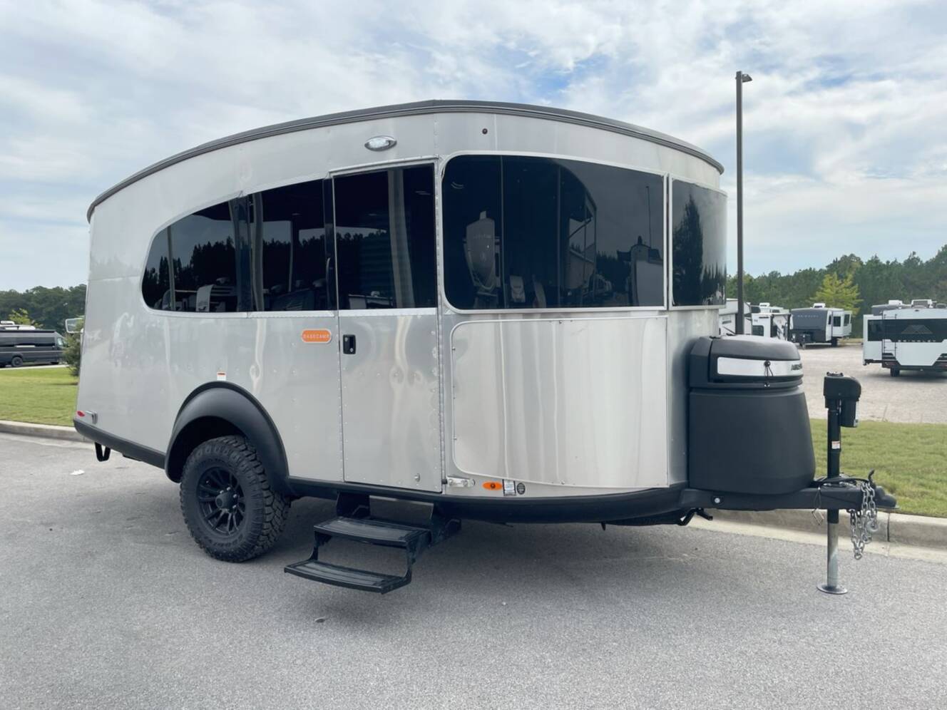 A photo of this 2025 Airstream Basecamp 20X
