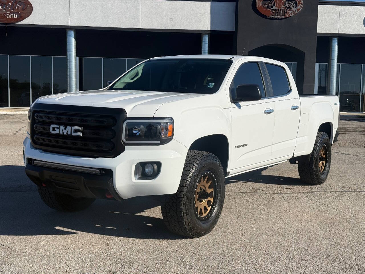 2015 GMC Canyon in Okemah, OK