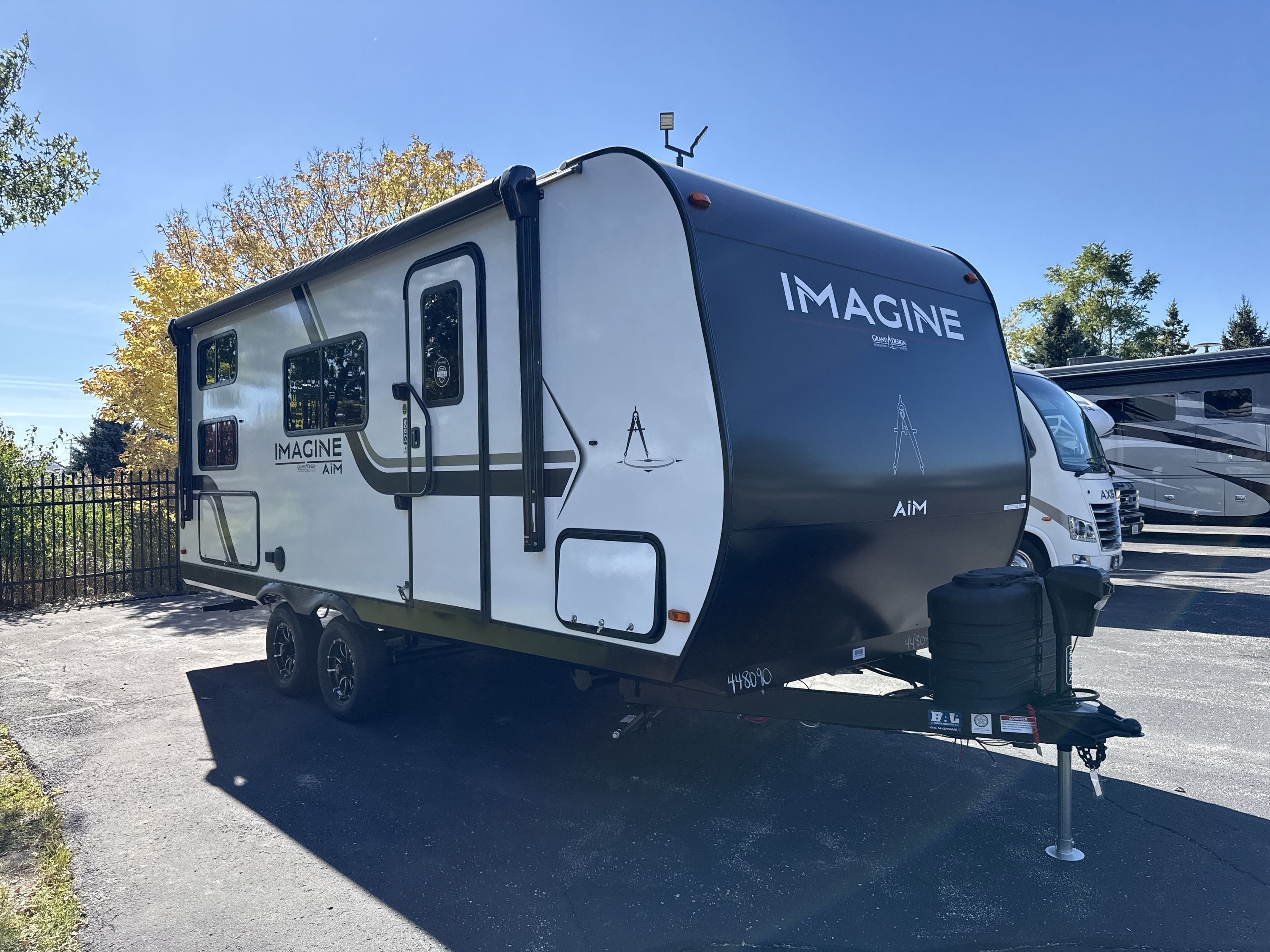 2027 Grand Design IMAGINE AIM 20BHA in sturtevant WI