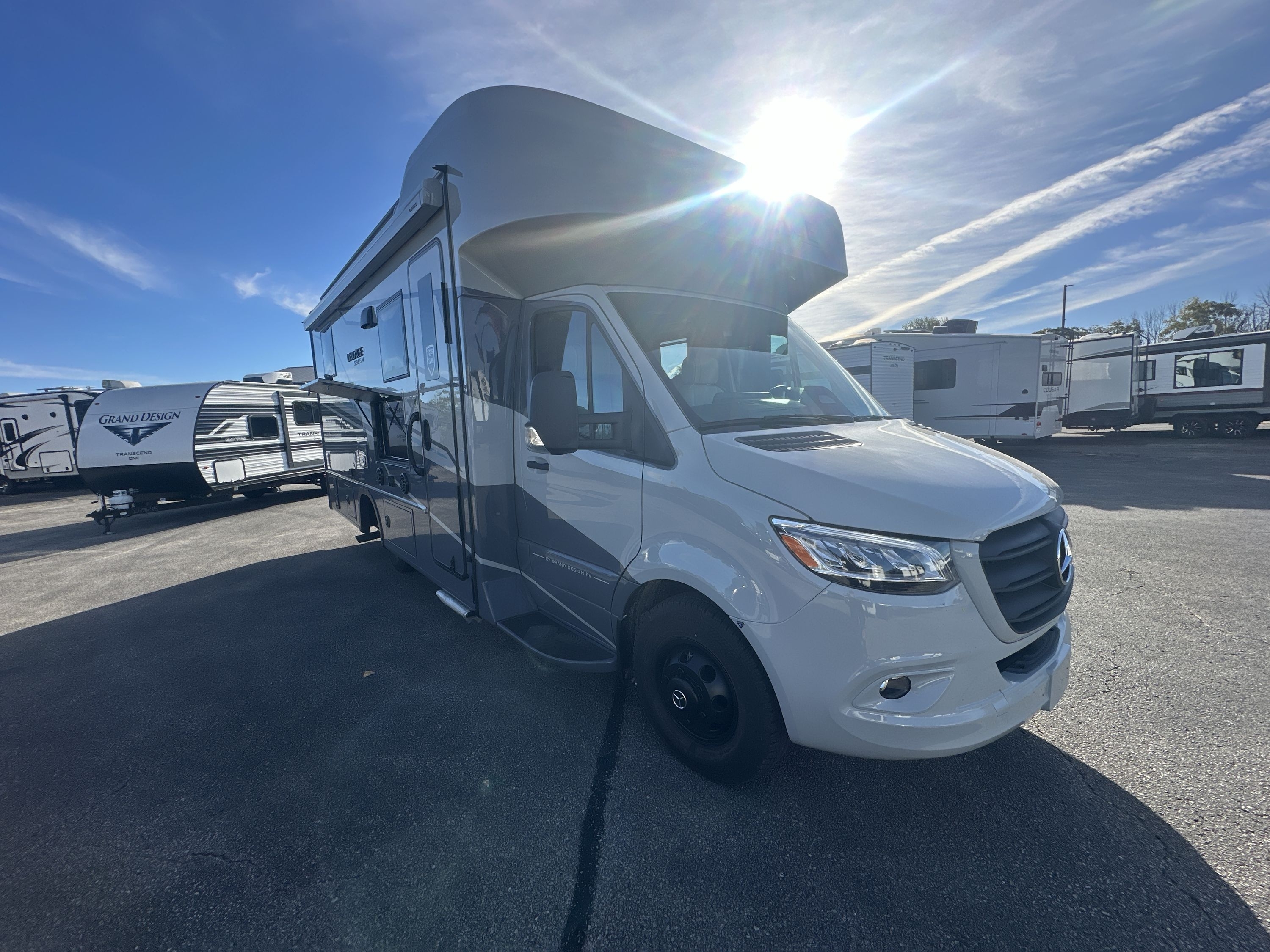 2027 Grand Design LINEAGE SERIES M 25FW in green bay WI
