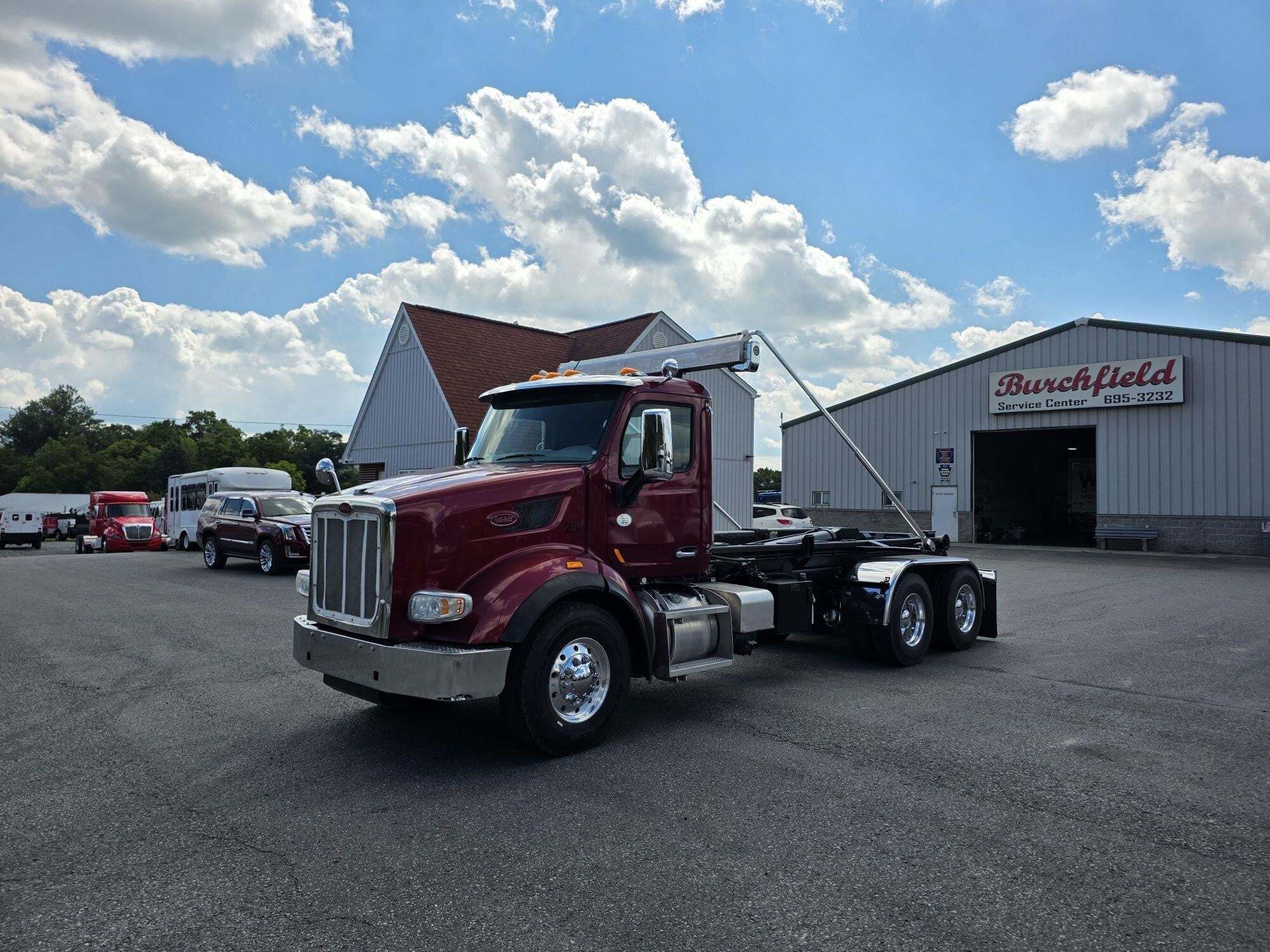 2021 PETERBILT 567 in Duncansville, PA