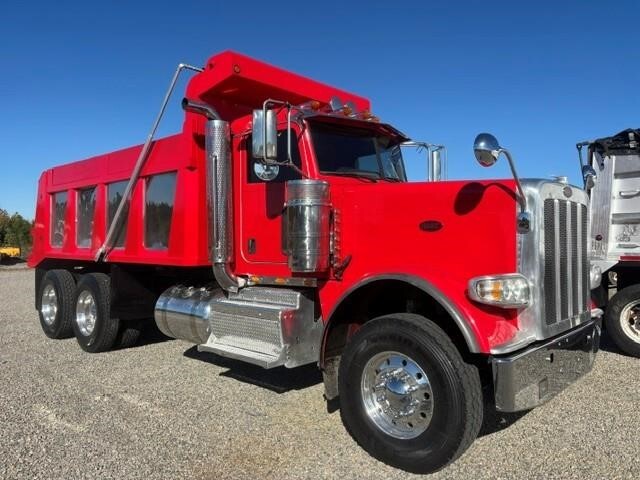 2018 PETERBILT 389 in Chatham, VA