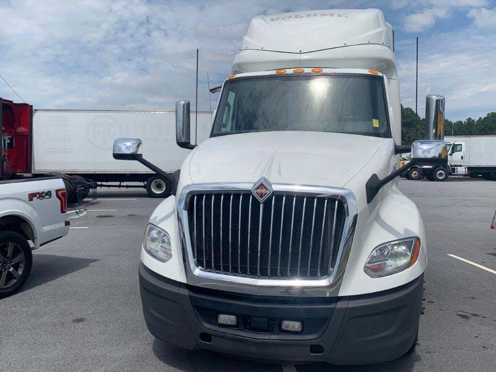 2019 INTERNATIONAL LT in Philadelphia, PA