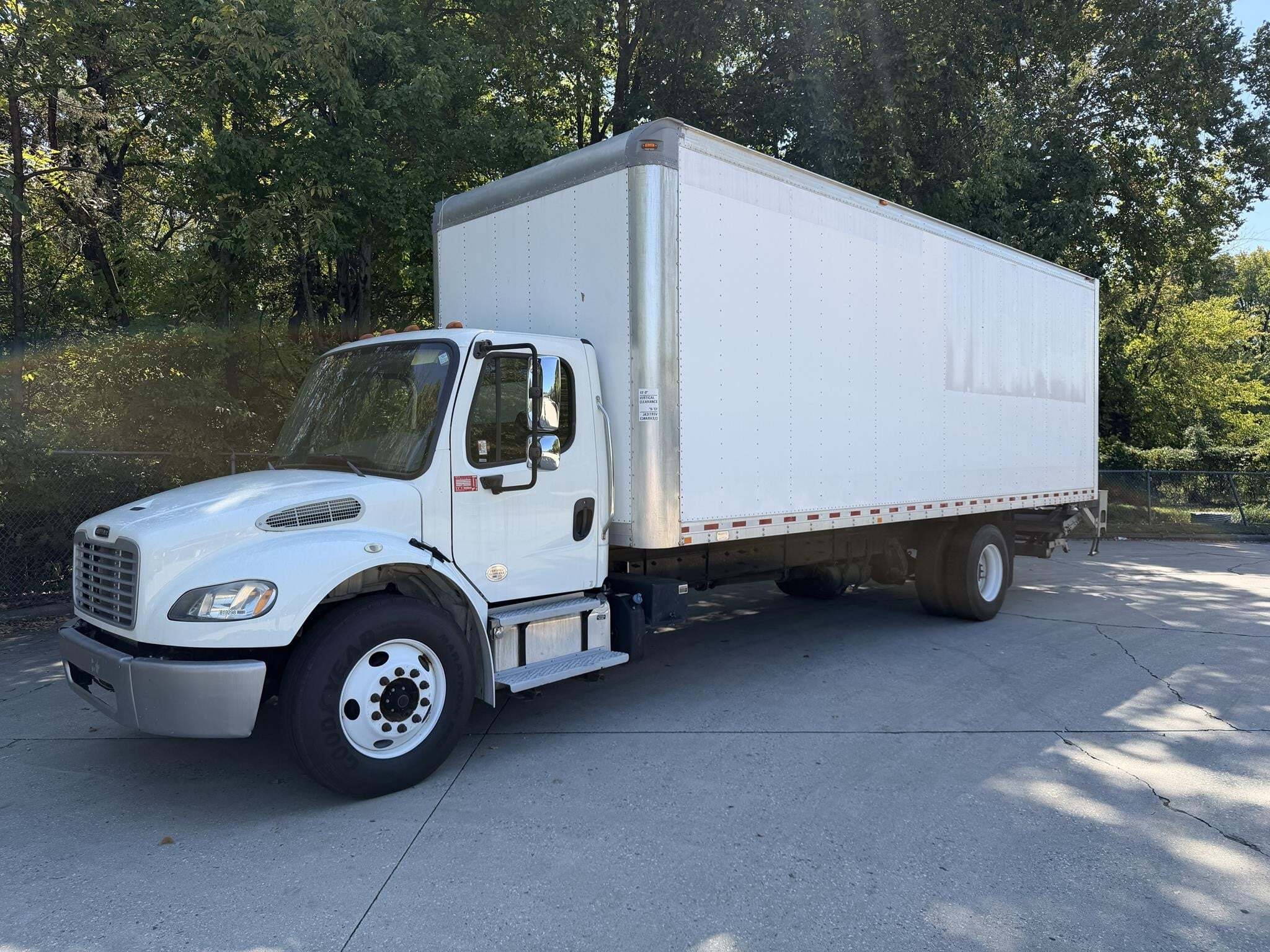 2019 FREIGHTLINER BUSINESS CLASS M2 106 in Greensboro, NC