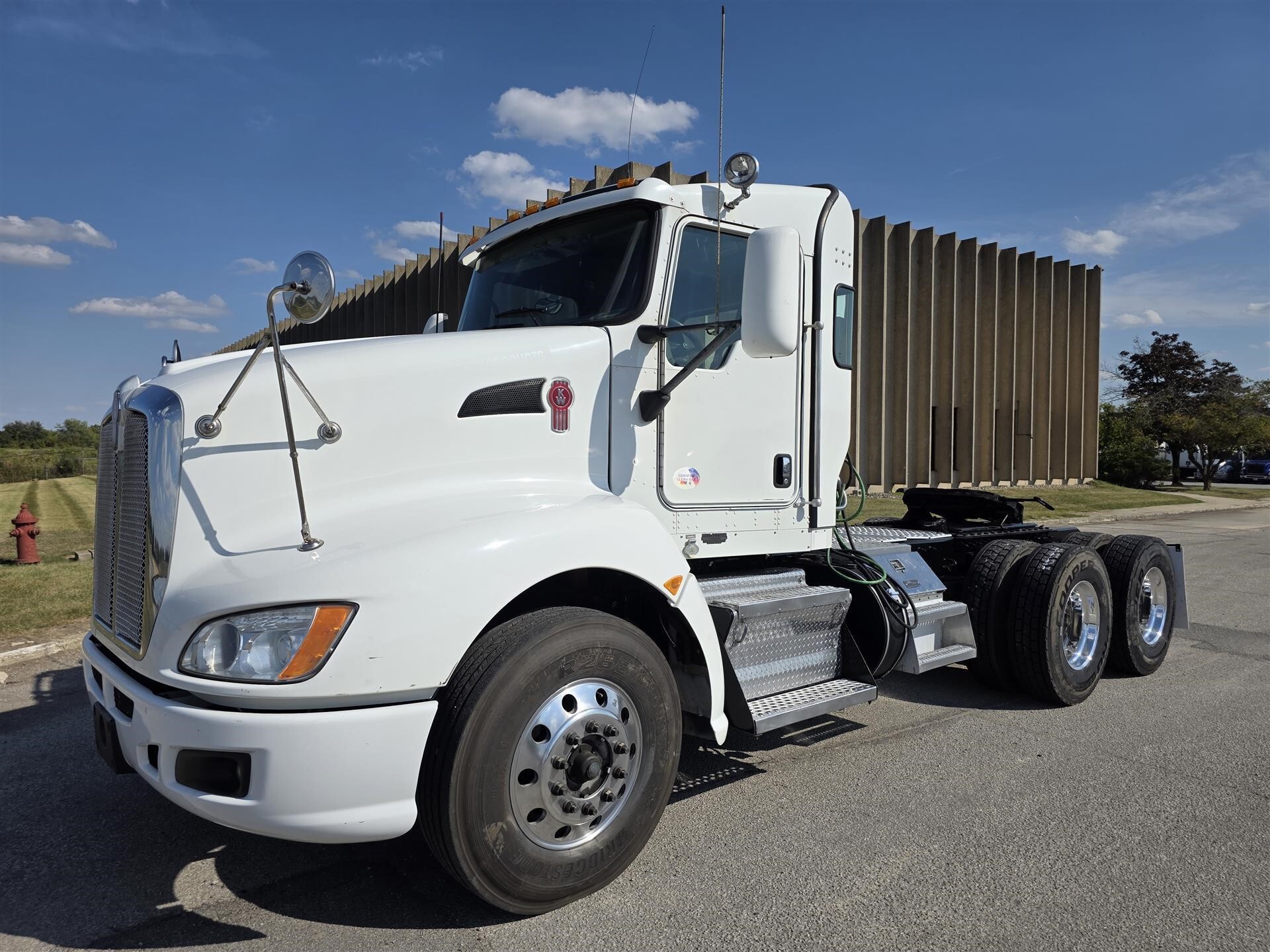 2012 KENWORTH T660 in Laotto, IN