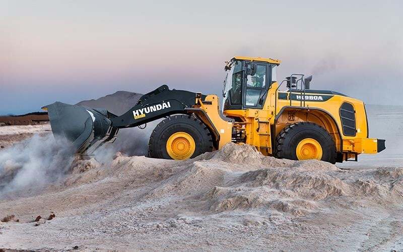 2025 HYUNDAI HL980A in Holland, MI