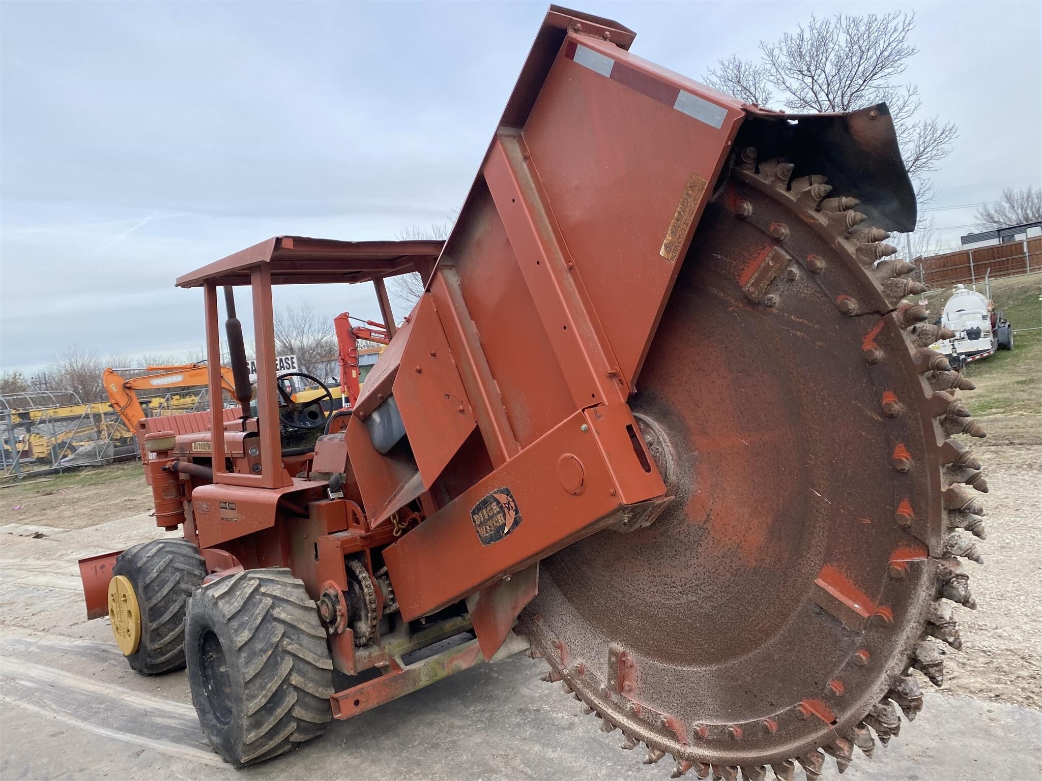 2006 DITCH WITCH RT45 in Irving, TX