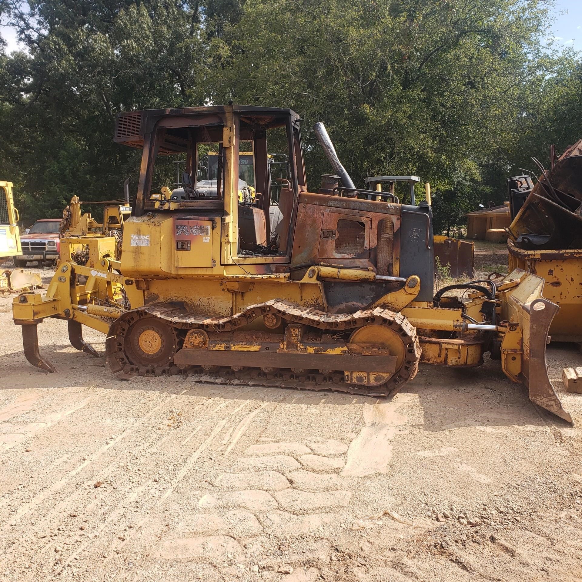 DEERE 700H LT in Hughes Springs, TX