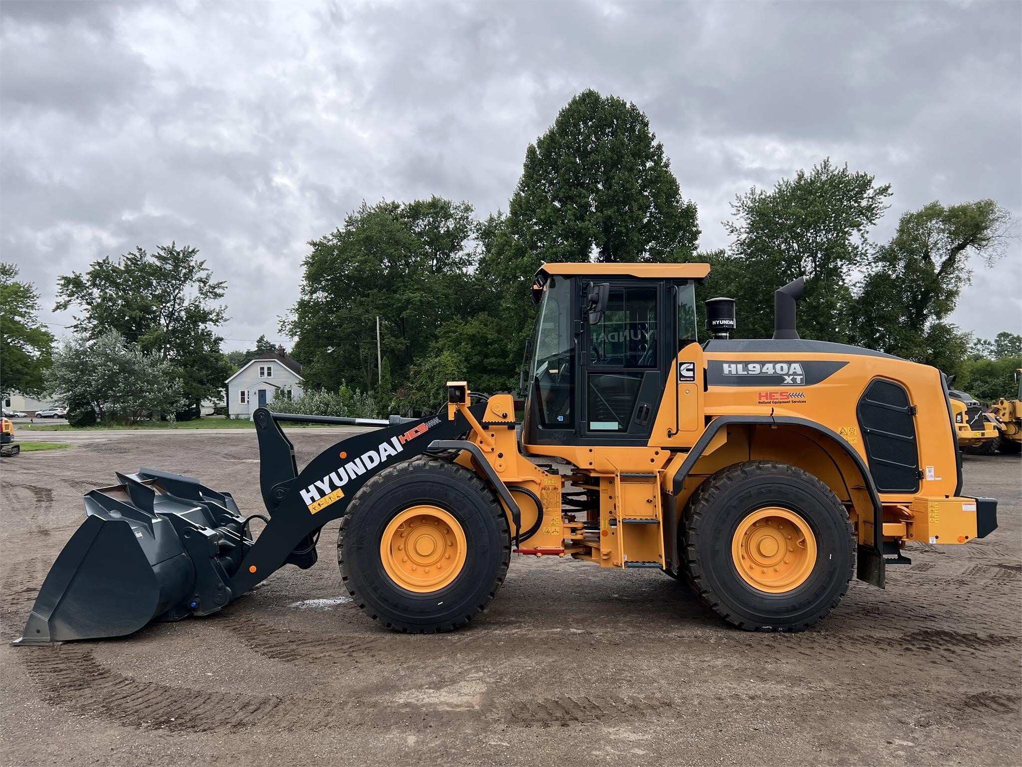 2025 HYUNDAI HL940AXT in Holland, MI